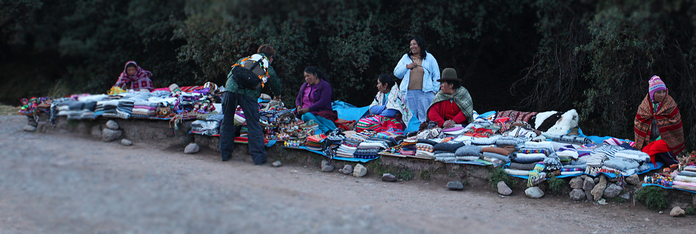 tipon vendors